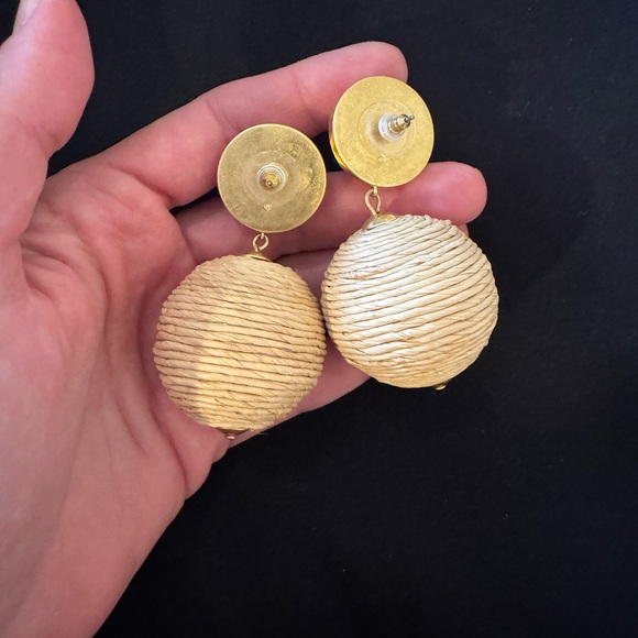 TUCKERNUCK JEWELRY Raffia Lantern Earrings - Picture 4 of 4